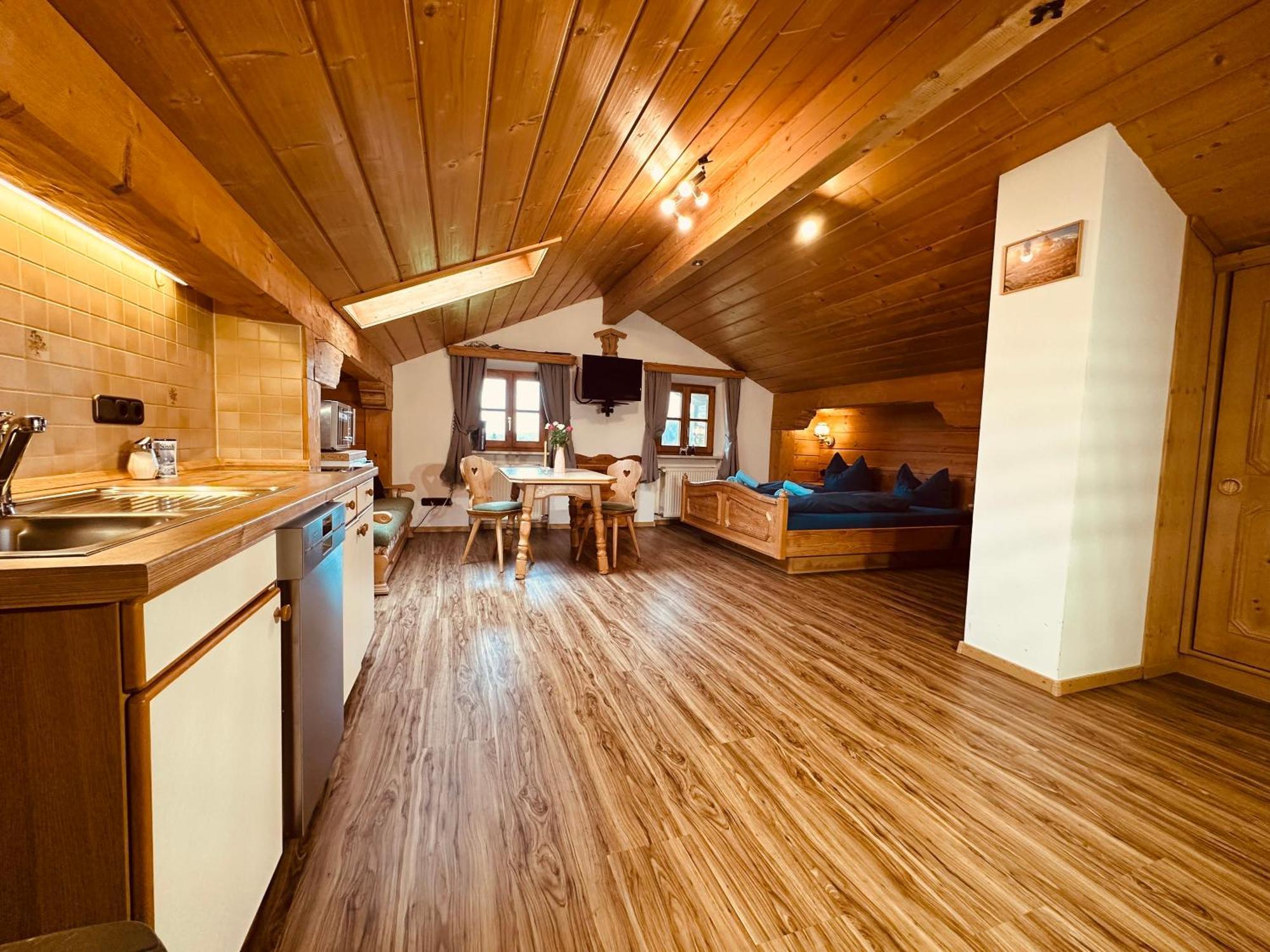 Ferienwohnung Beim Raffner Ruhpolding Room photo