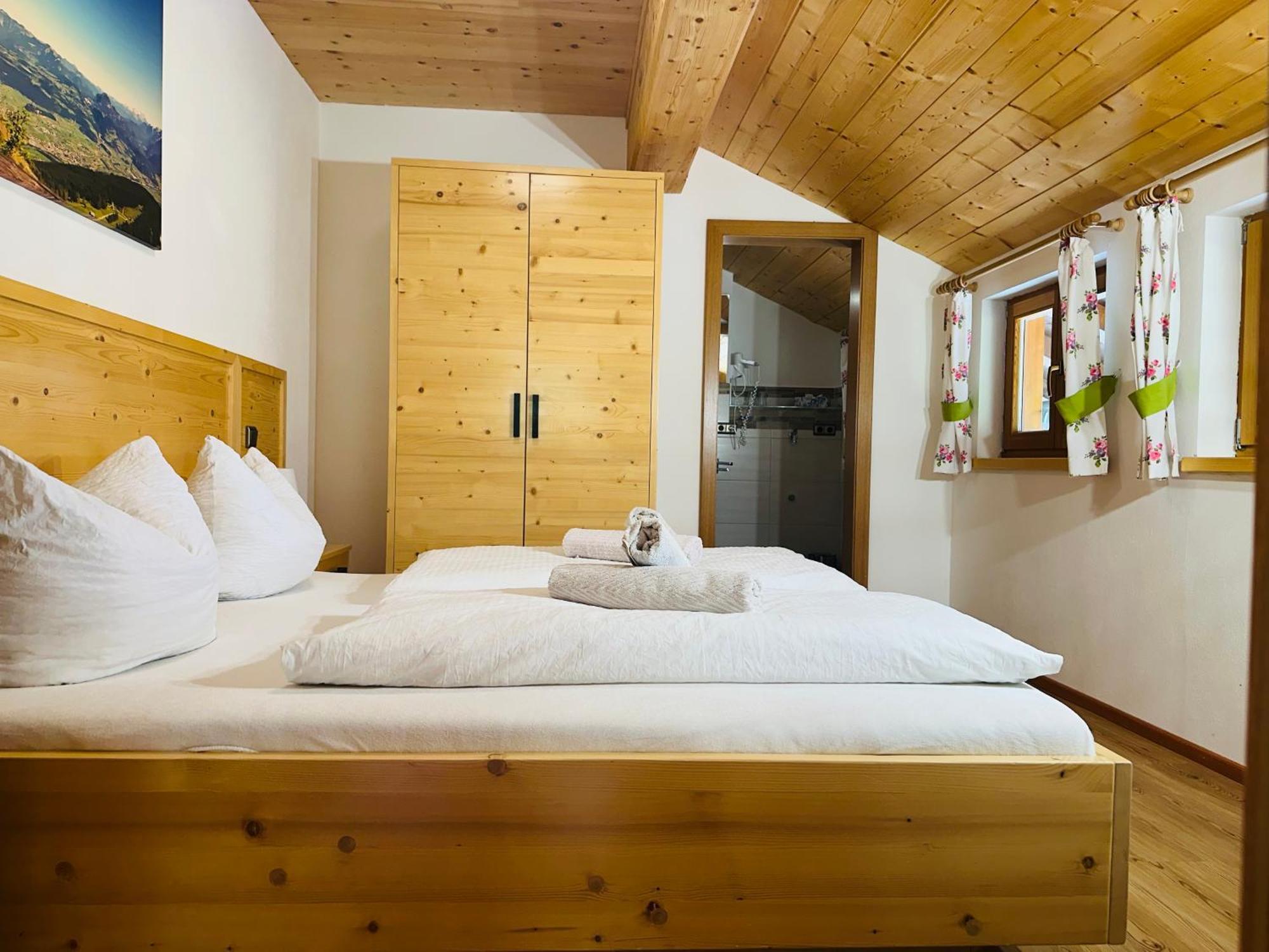 Ferienwohnung Beim Raffner Ruhpolding Room photo